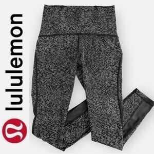 Lululemon Train Times 7/8 Leggings Yoga Pant Soundwave Black White  SZ 4